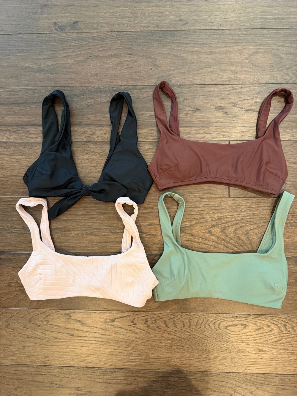 Aerie Bikini Tops in Size XS in Black/Green/Pink/Brown - C33-047